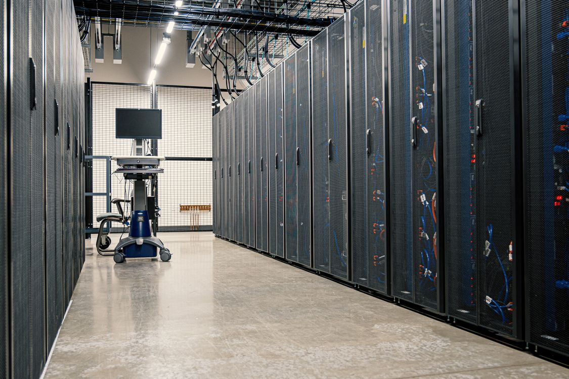 Data centre server cabinets and cable infrastructure